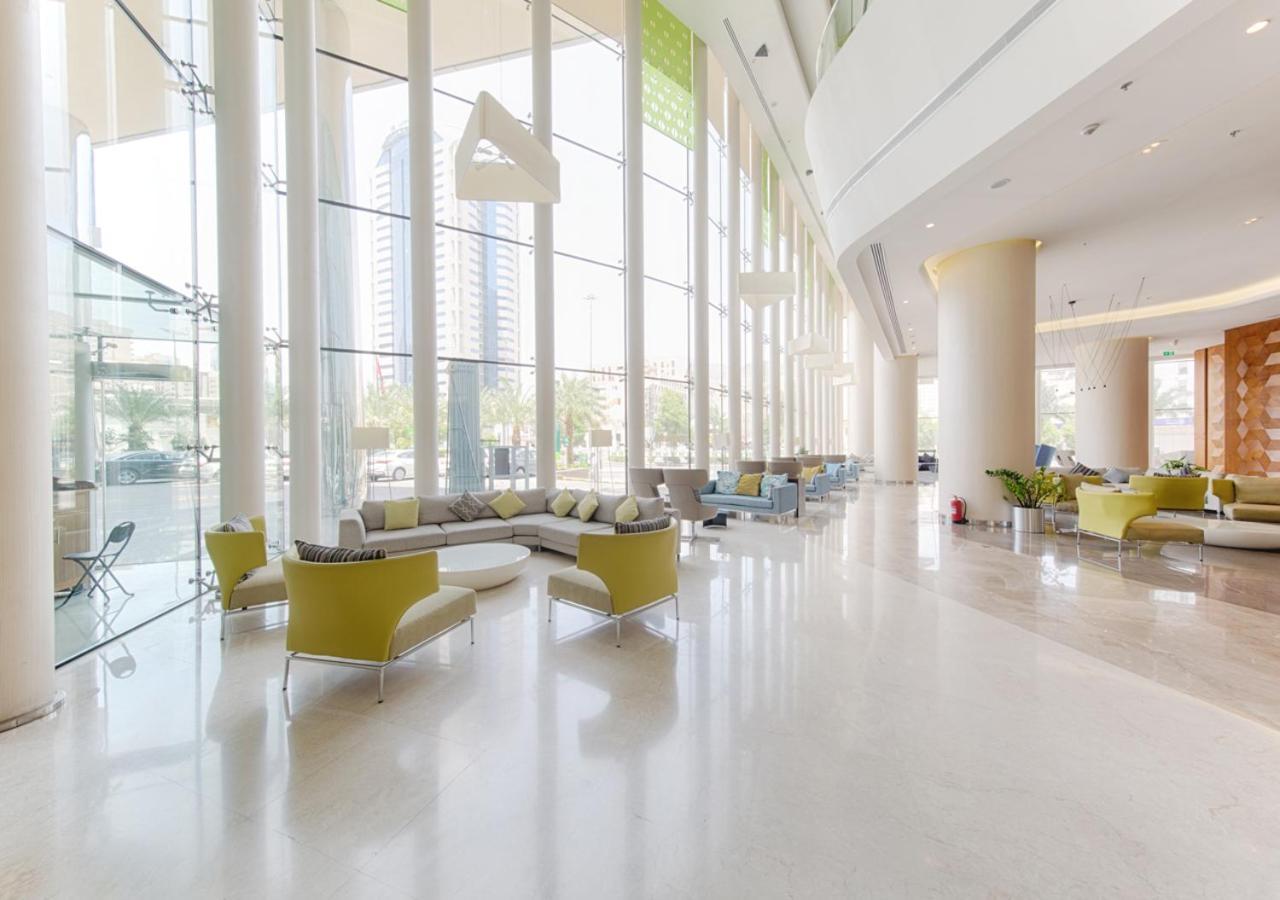 Holiday Suites Al Azizia Mekka Eksteriør bilde The lobby of the hotel